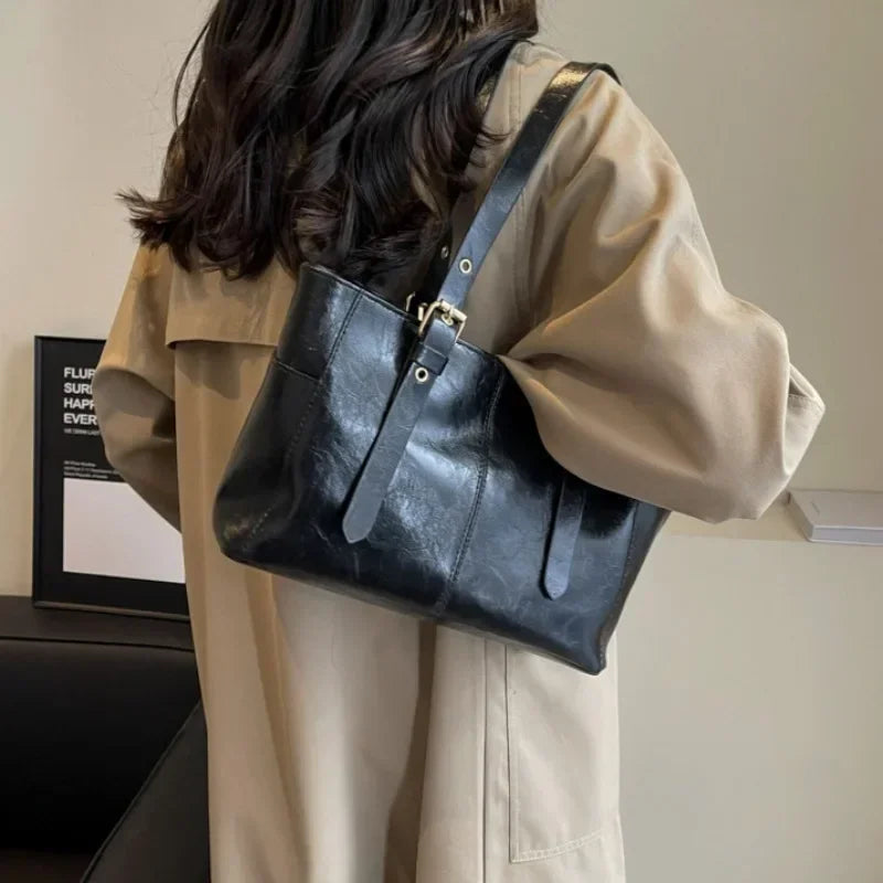 Black Chain Strap Handbag